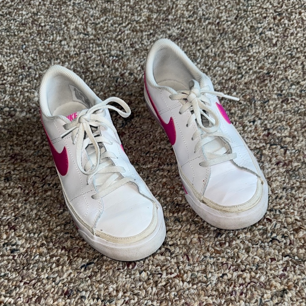 Nike White Sneakers with Pink Accents